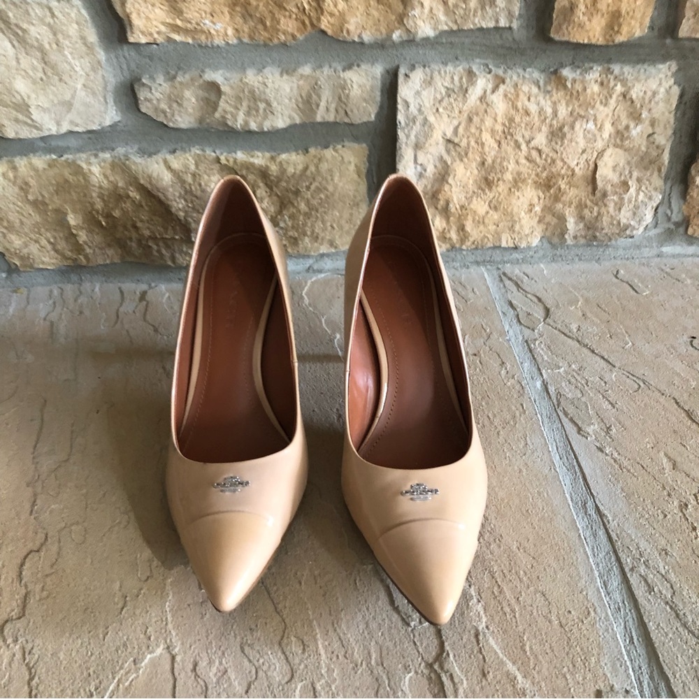 Tan pumps. 3 1/2 inch heel. Great condition